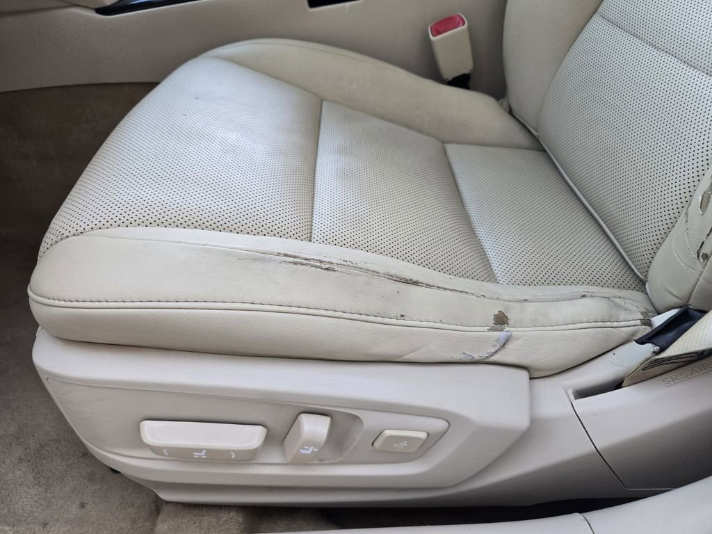 Used 2015 Lexus ES 350 350 Crafted Line w/ Premium Package image 16