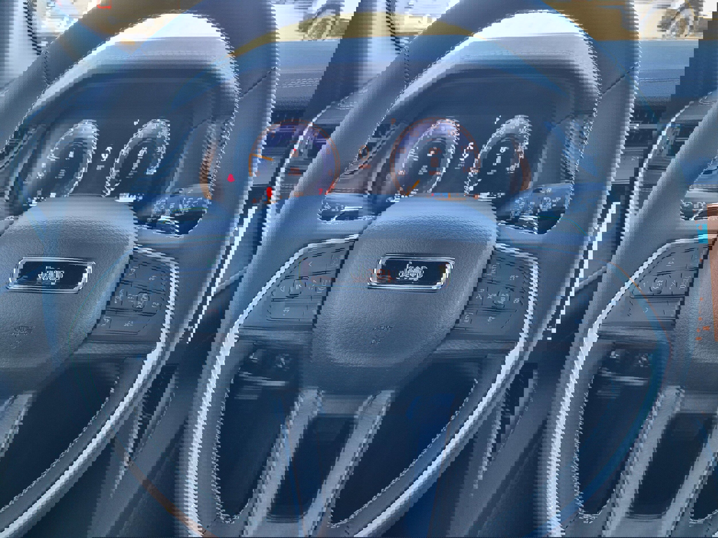 New 2026 Jeep Grand Cherokee Altitude image 8