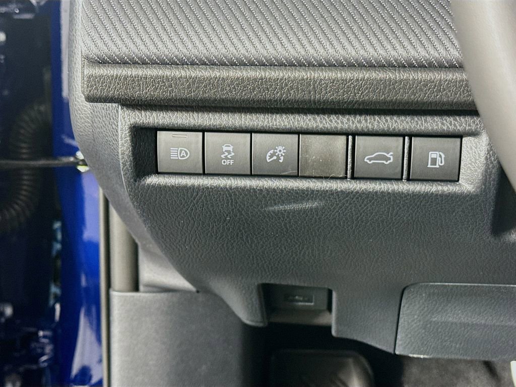 New 2026 Toyota Camry SE image 10