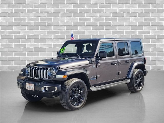 Used 2025 Jeep Wrangler Unlimited Sahara AWD/4WD image 10