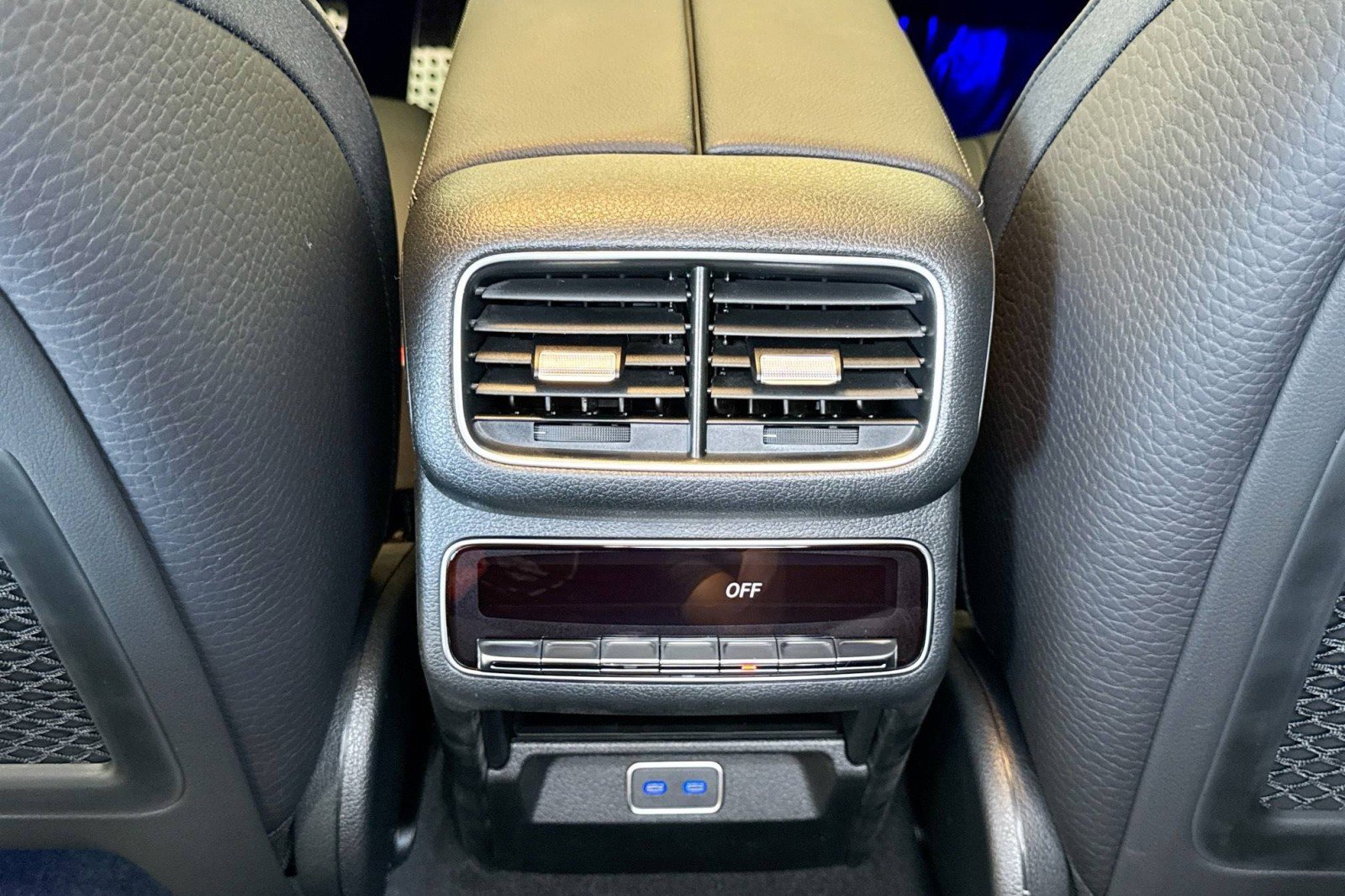 New 2026 Mercedes-Benz GLS 450 4MATIC image 23