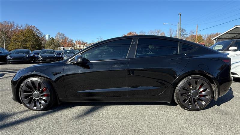 Used 2023 Tesla Model 3 Performance image 2
