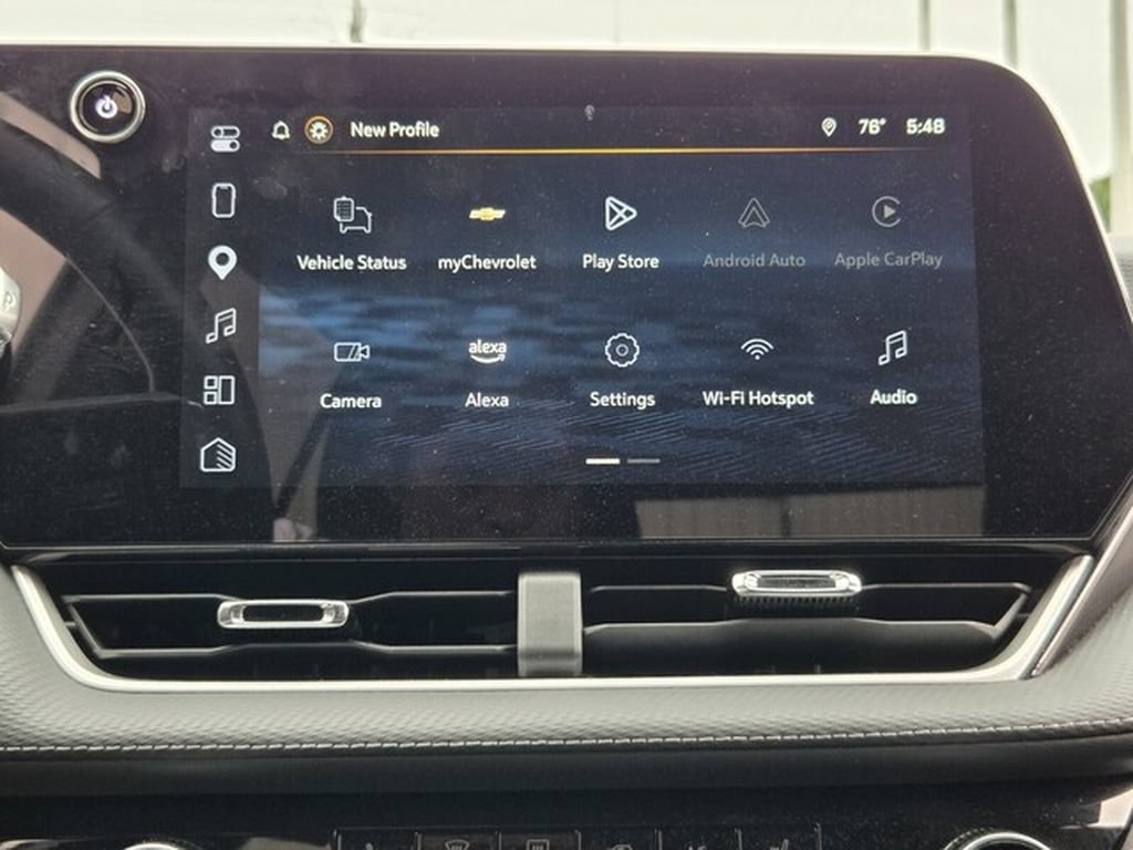 Used 2025 Chevrolet Equinox LT AWD/4WD image 15