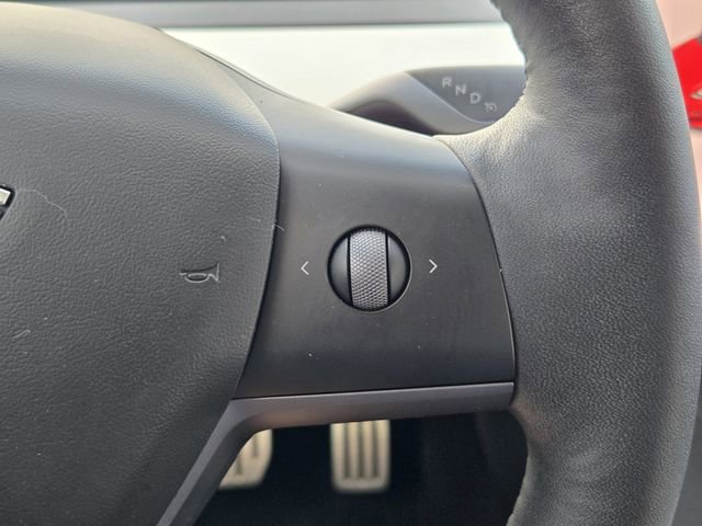 Used 2021 Tesla Model 3 Performance image 30