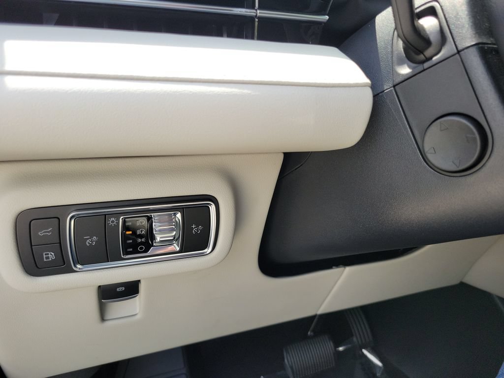 Certified 2026 Lincoln Nautilus Premier w/ Equipment Group 102A AWD/4WD image 21