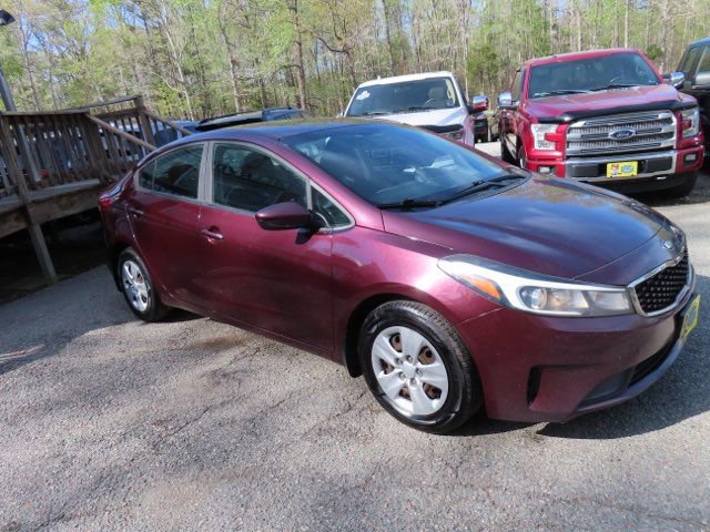 Used 2017 Kia Forte LX image 5