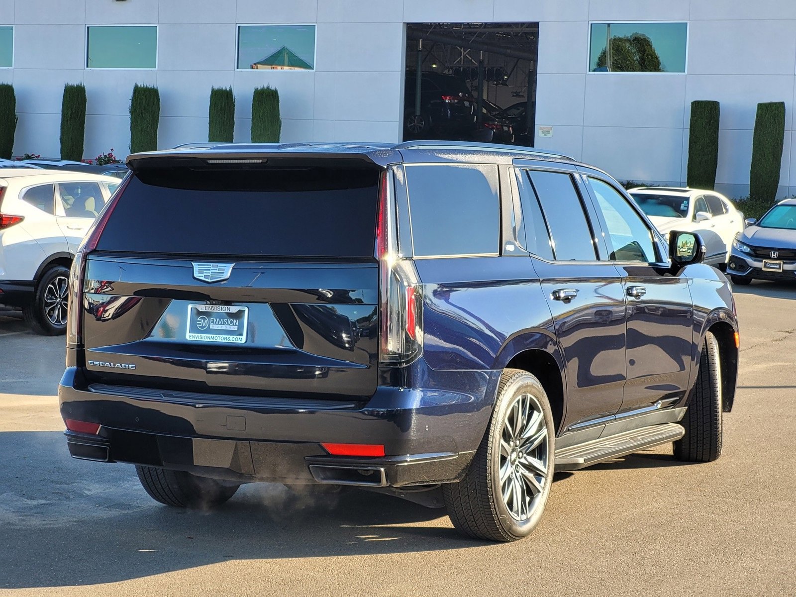 Used 2021 Cadillac Escalade Sport Platinum image 5