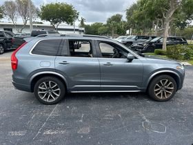 Used 2019 Volvo XC90 T6 Momentum w/ Protection Package Premier AWD/4WD image 4
