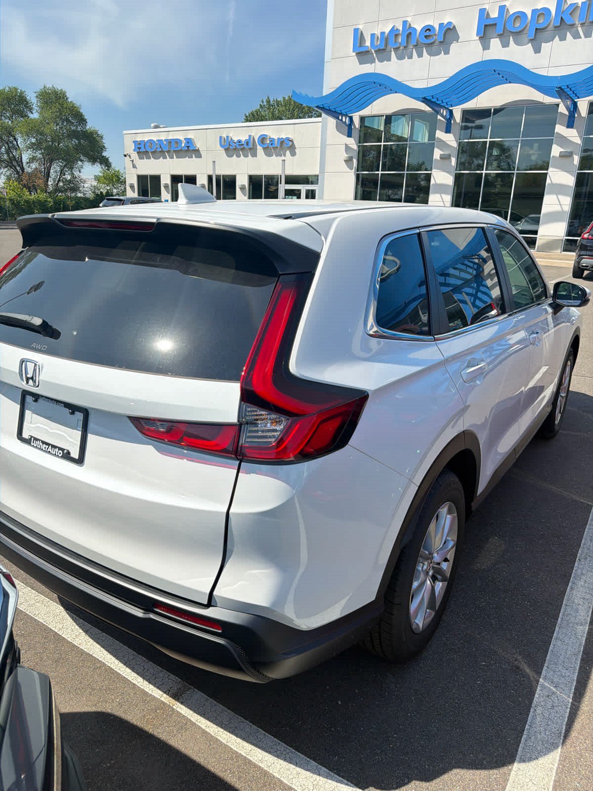 Used 2026 Honda CR-V EX image 6