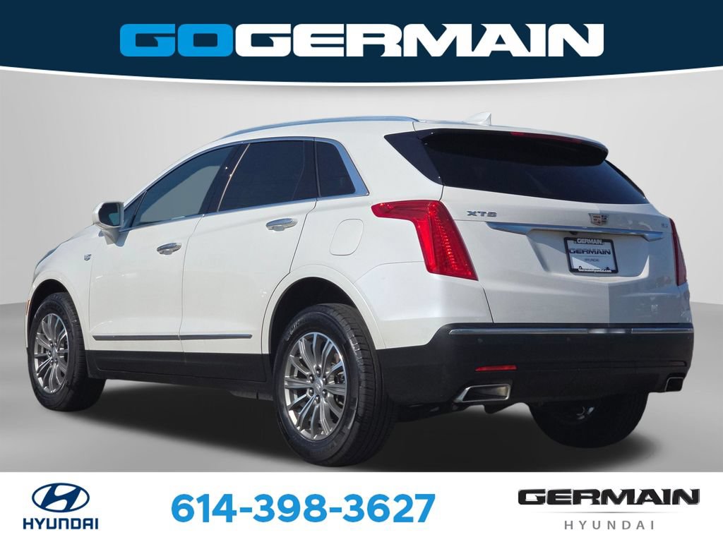 Used 2017 Cadillac XT5 Luxury w/ Driver Awareness Package FWD image 10