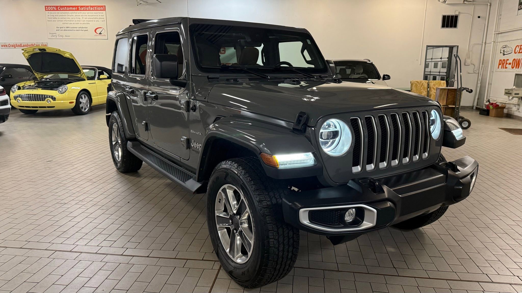 Used 2021 Jeep Wrangler Unlimited Sahara image 5