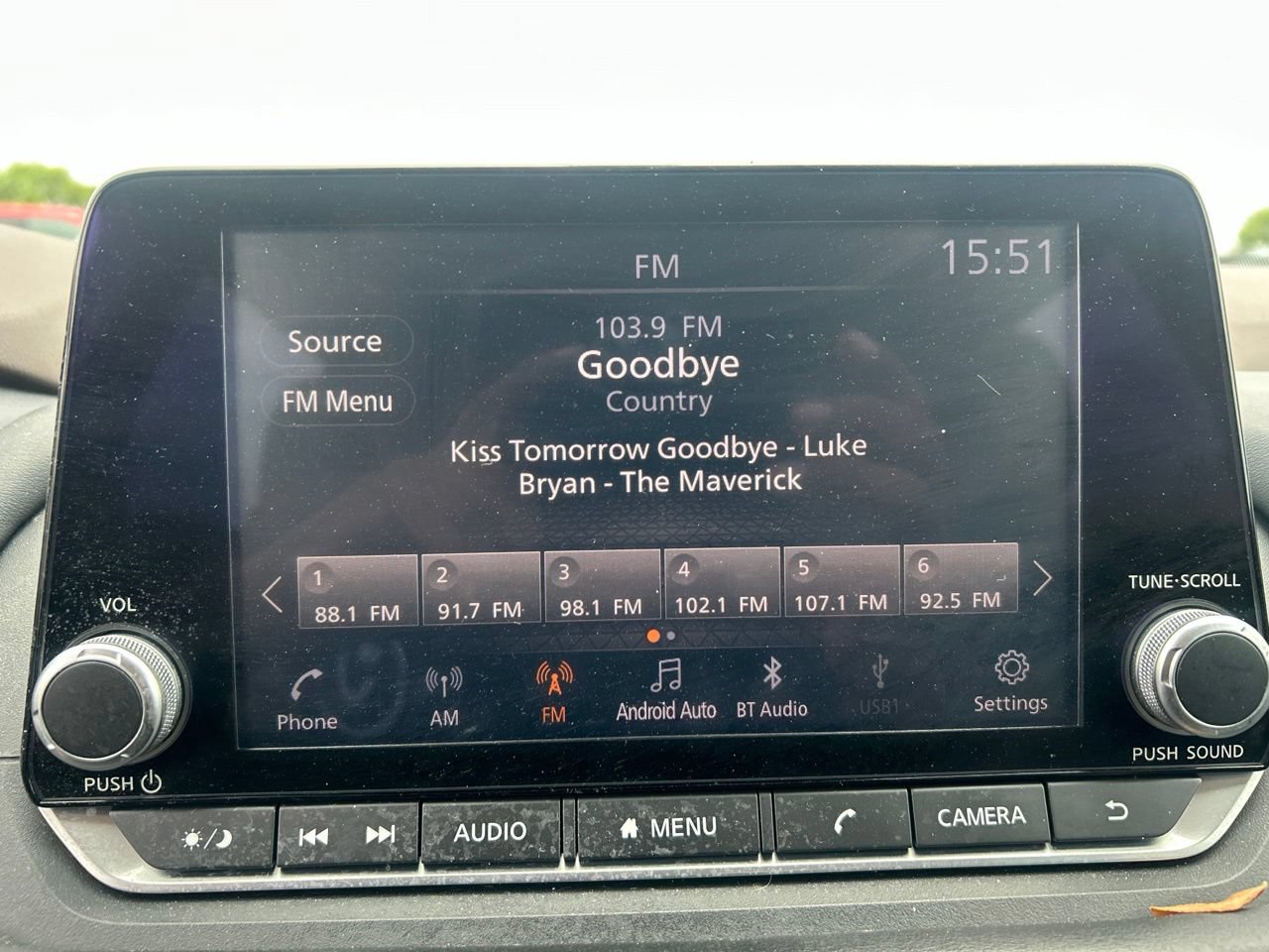 Used 2021 Nissan Rogue SV FWD image 23