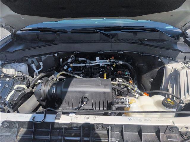Used 2024 Ford Explorer XLT w/ Equipment Group 202A RWD image 24