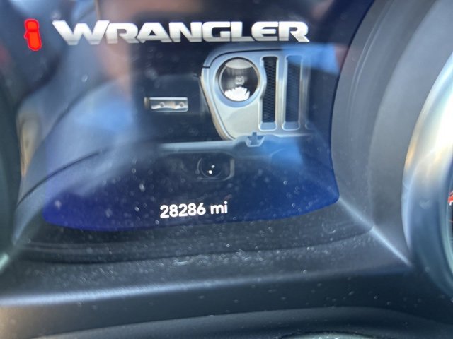 Used 2022 Jeep Wrangler Unlimited Sport image 11