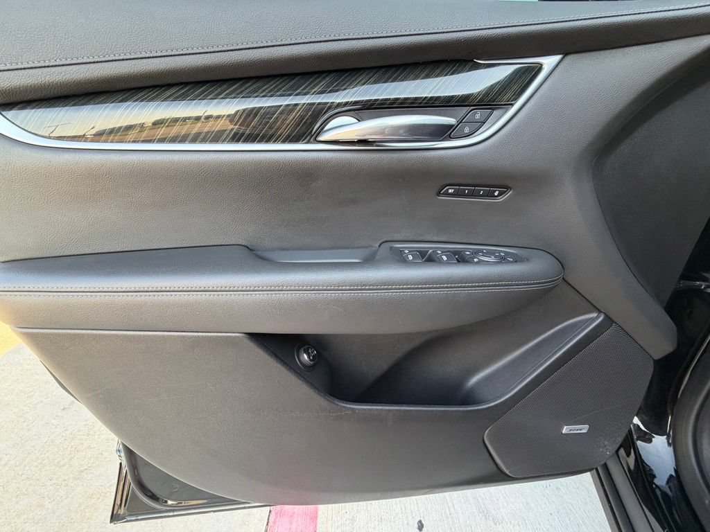 Used 2021 Cadillac XT6 Premium Luxury FWD image 18