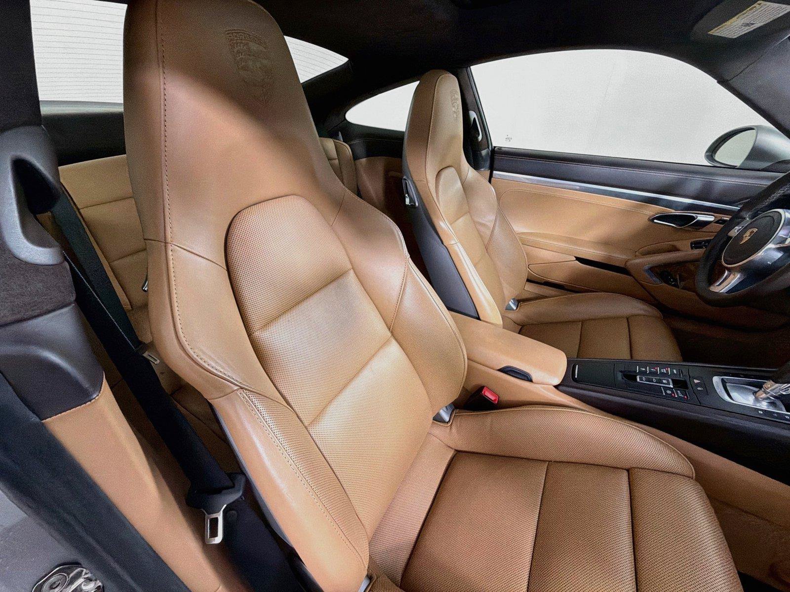 Used 2015 Porsche 911 Turbo AWD/4WD image 28