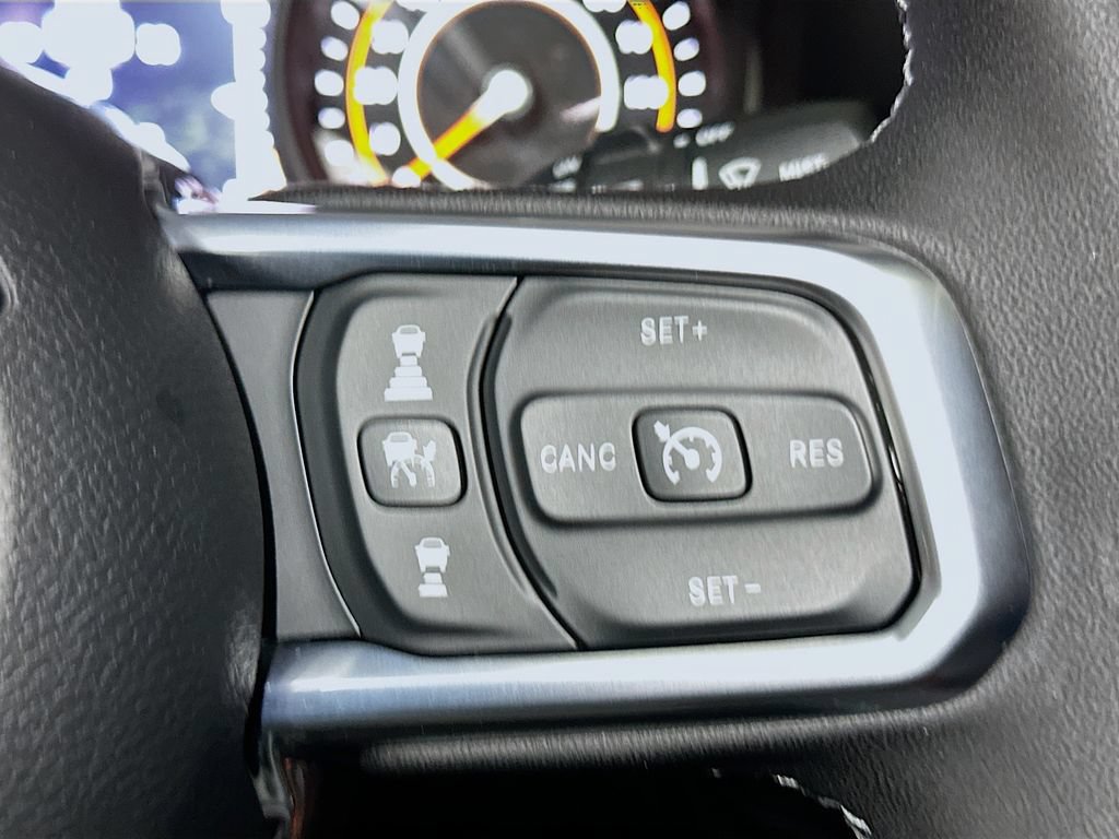 New 2026 Jeep Wrangler Unlimited Sahara AWD/4WD image 29
