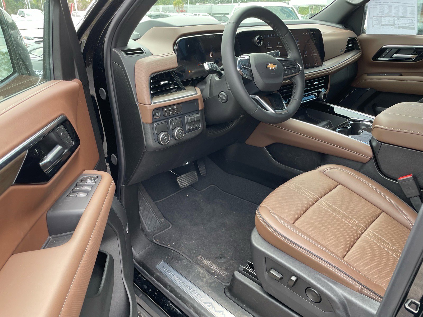 Used 2026 Chevrolet Tahoe High Country image 4