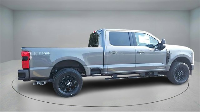 New 2026 Ford F250 4x4 Crew Cab Super Duty image 3