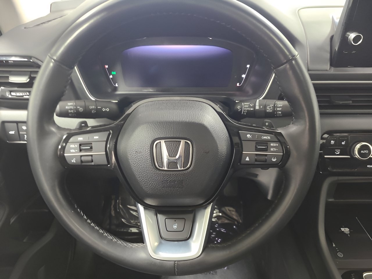 Used 2023 Honda Pilot Elite image 27