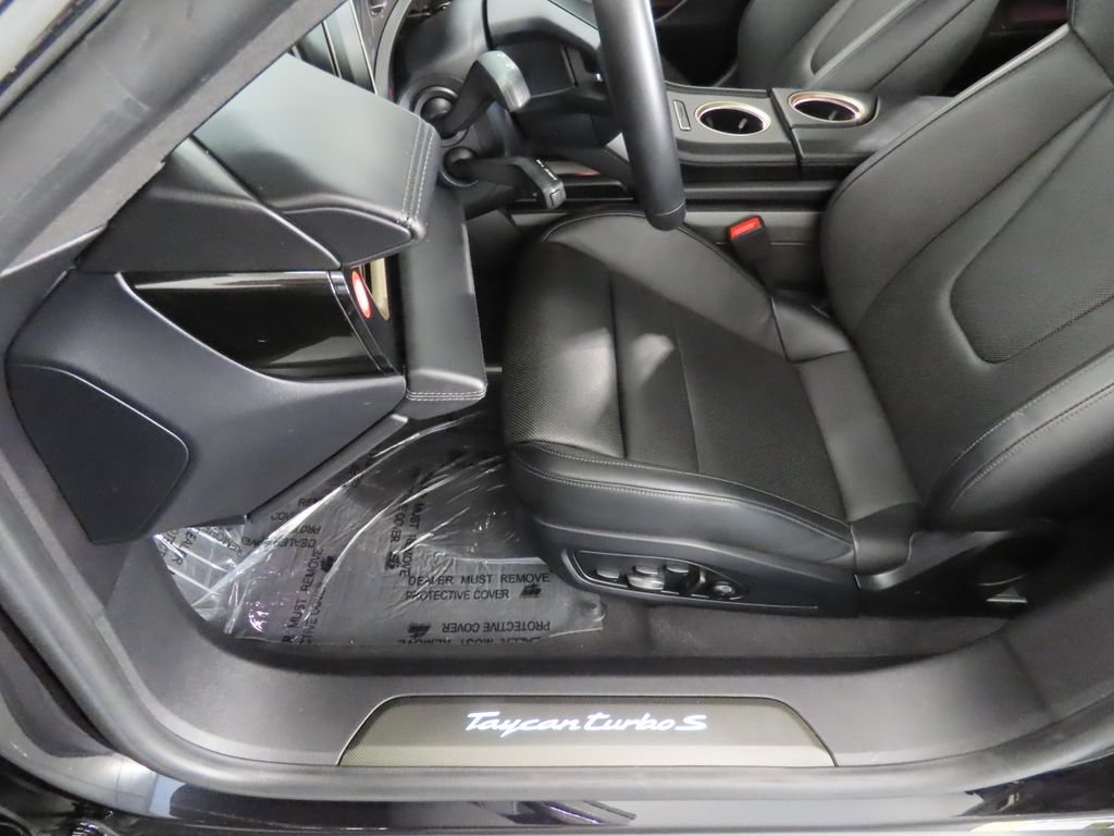 Certified 2021 Porsche Taycan Turbo S AWD/4WD image 38