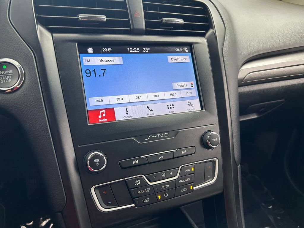 Used 2019 Ford Fusion SE w/ Equipment Group 151A FWD image 36