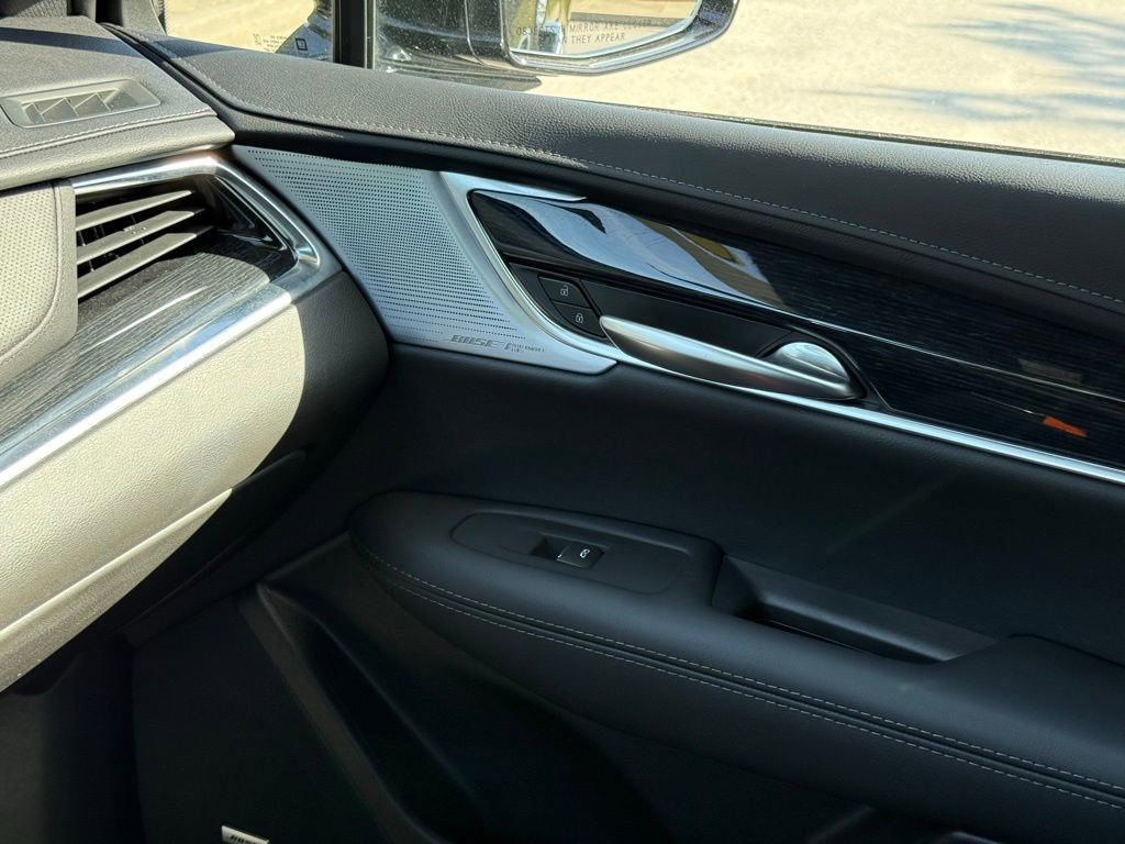 Certified 2025 Cadillac XT5 Premium Luxury image 38