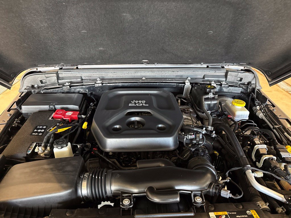Used 2021 Jeep Wrangler Sport AWD/4WD image 11