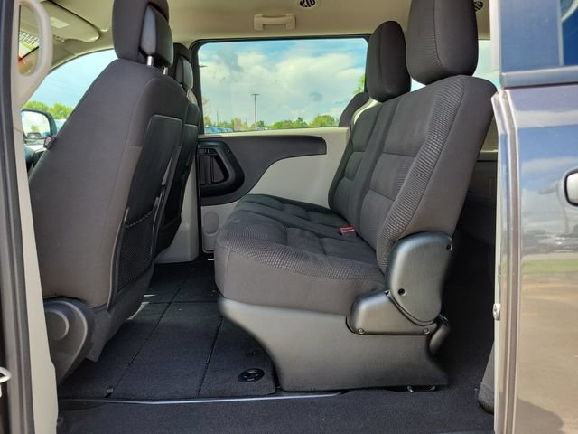 Used 2020 Dodge Grand Caravan SE w/ UConnect Hands-Free Group FWD image 10