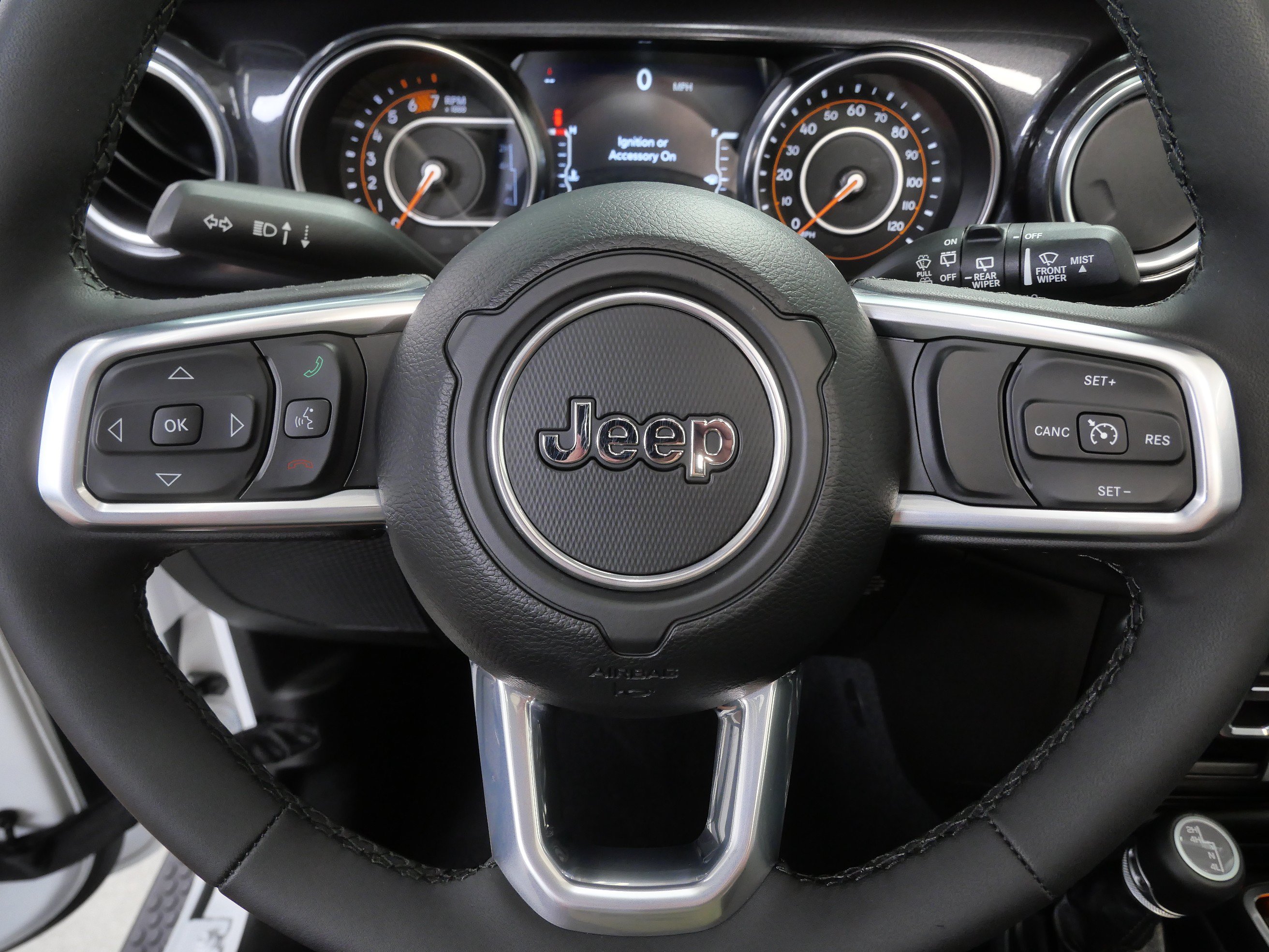 Used 2023 Jeep Wrangler Unlimited Sahara AWD/4WD image 24
