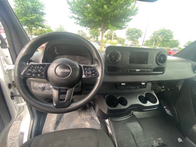 Used 2019 Freightliner Sprinter 3500 w/ Premium Package RWD image 27