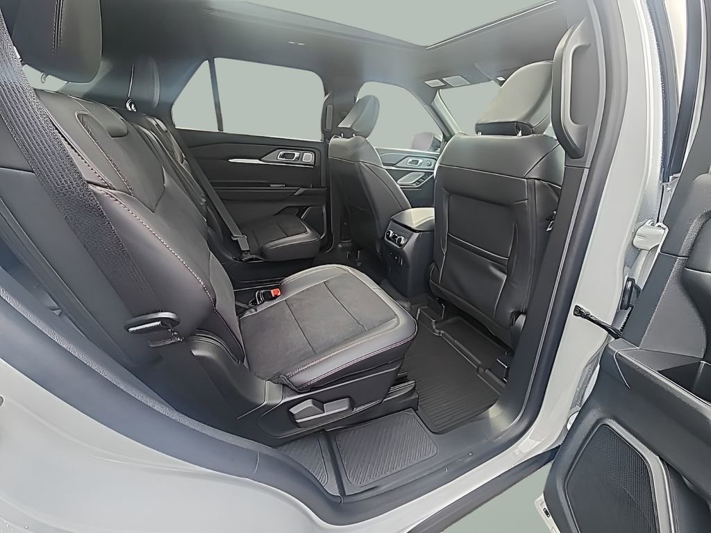 New 2026 Ford Explorer ST image 13