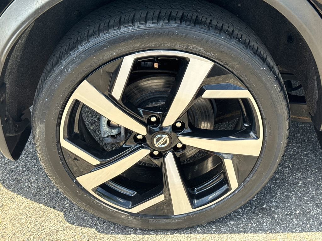 Used 2022 Nissan Rogue Sport SL w/ Premium Package image 17