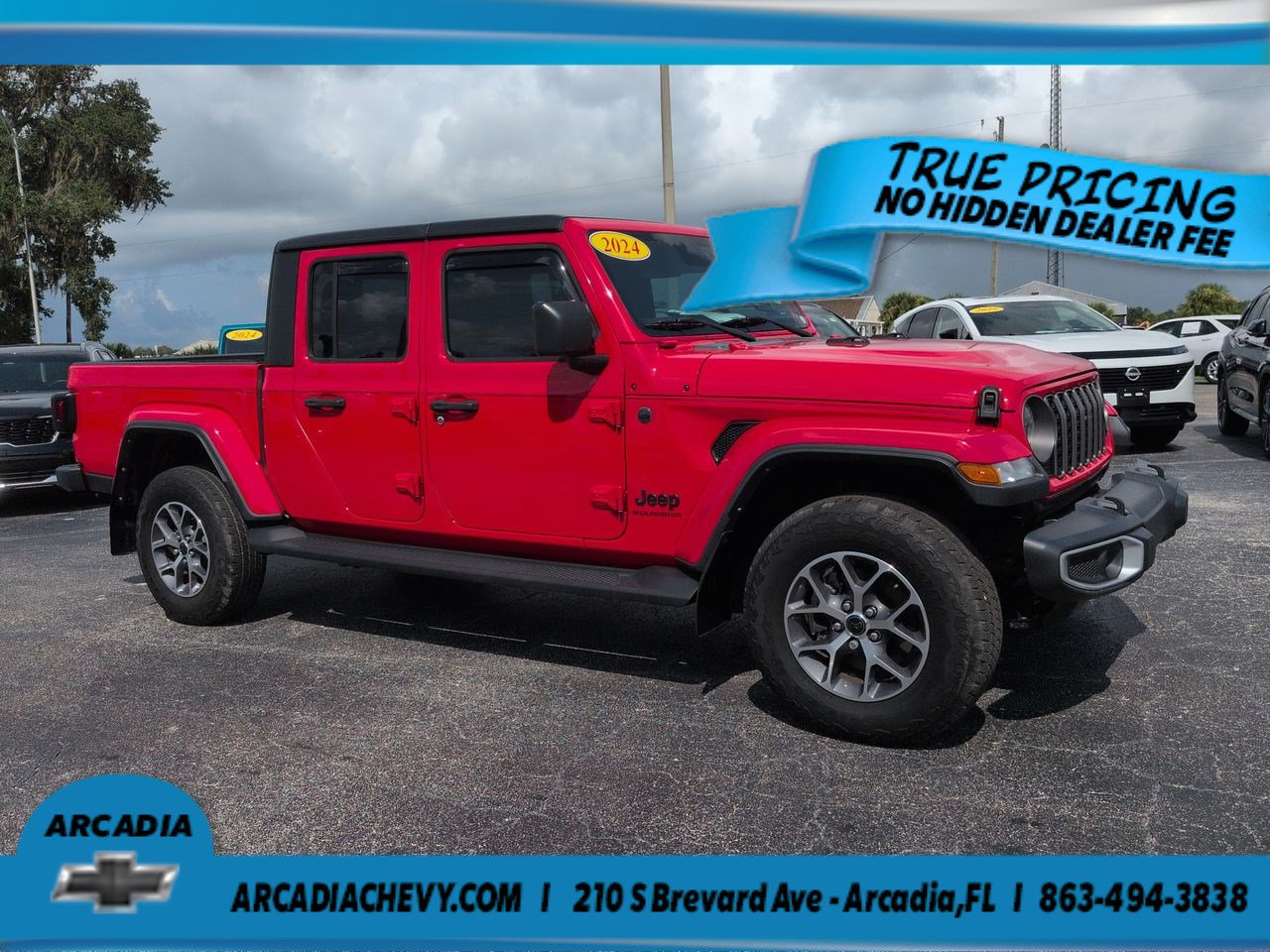 Used 2024 Jeep Gladiator Sport AWD/4WD image 2