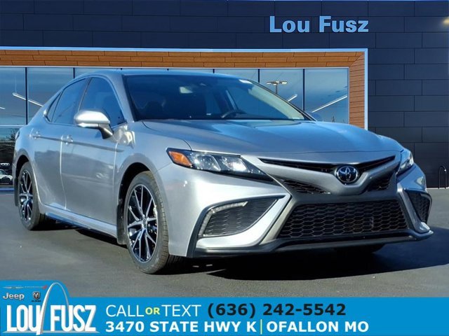 Used 2023 Toyota Camry SE