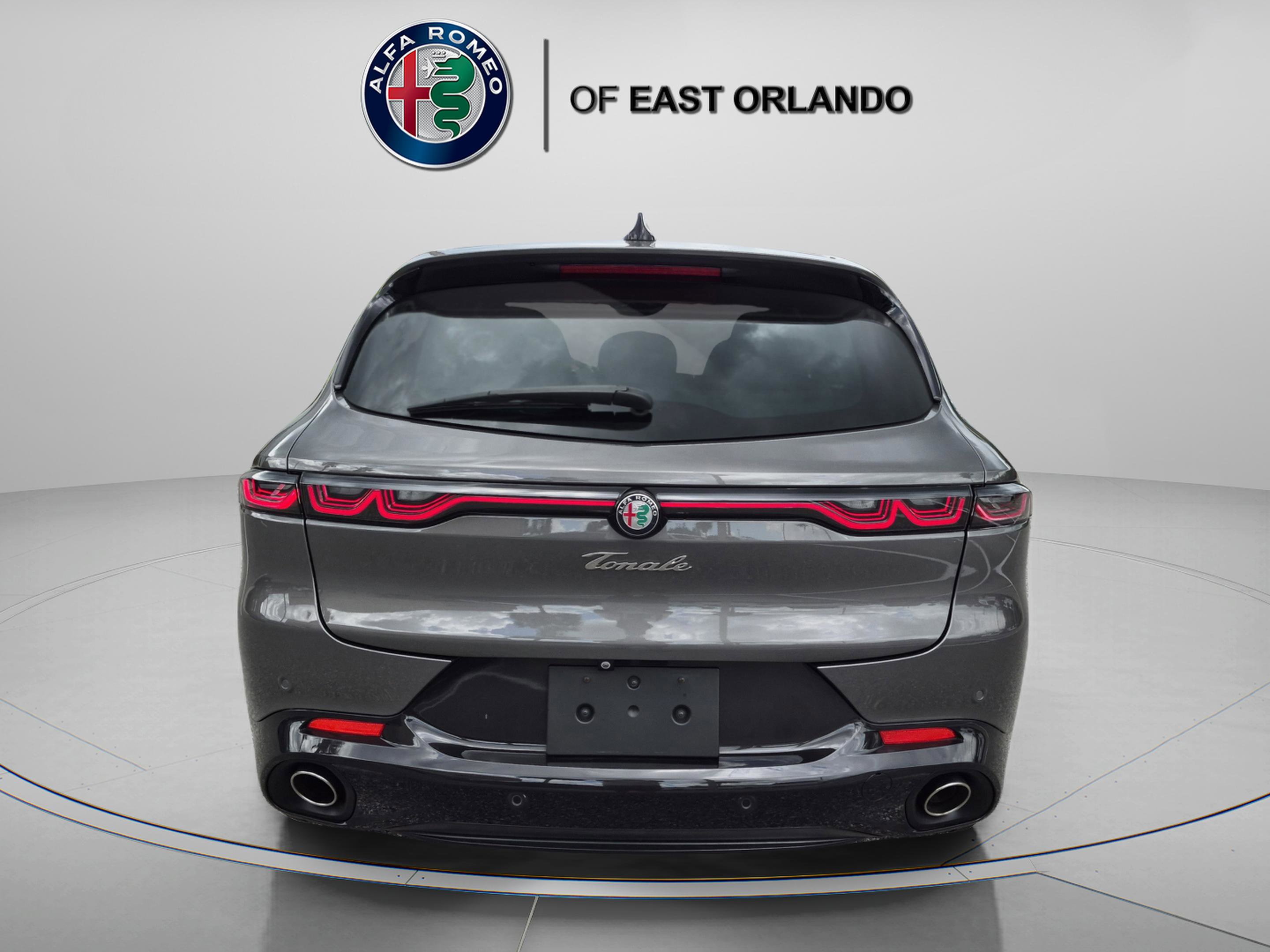 Used 2024 Alfa Romeo Tonale Veloce w/ Active Assist Package AWD/4WD image 6