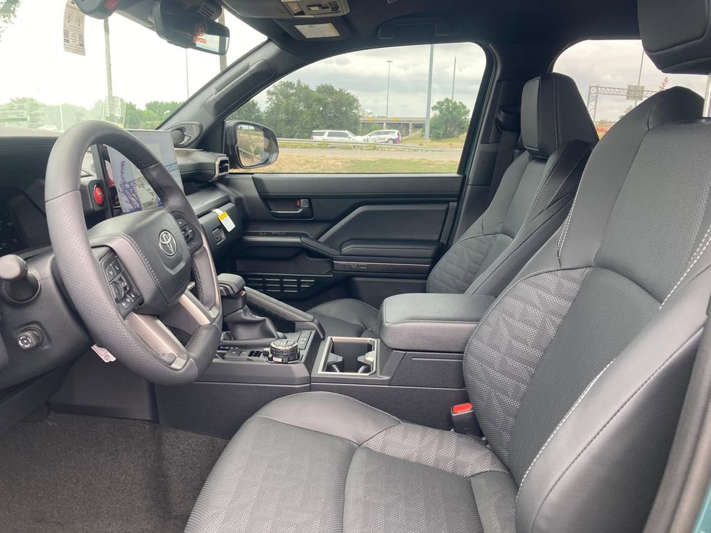 New 2026 Toyota 4Runner TRD Off-Road Premium AWD/4WD image 9