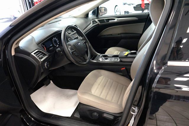 Used 2019 Ford Fusion S image 22