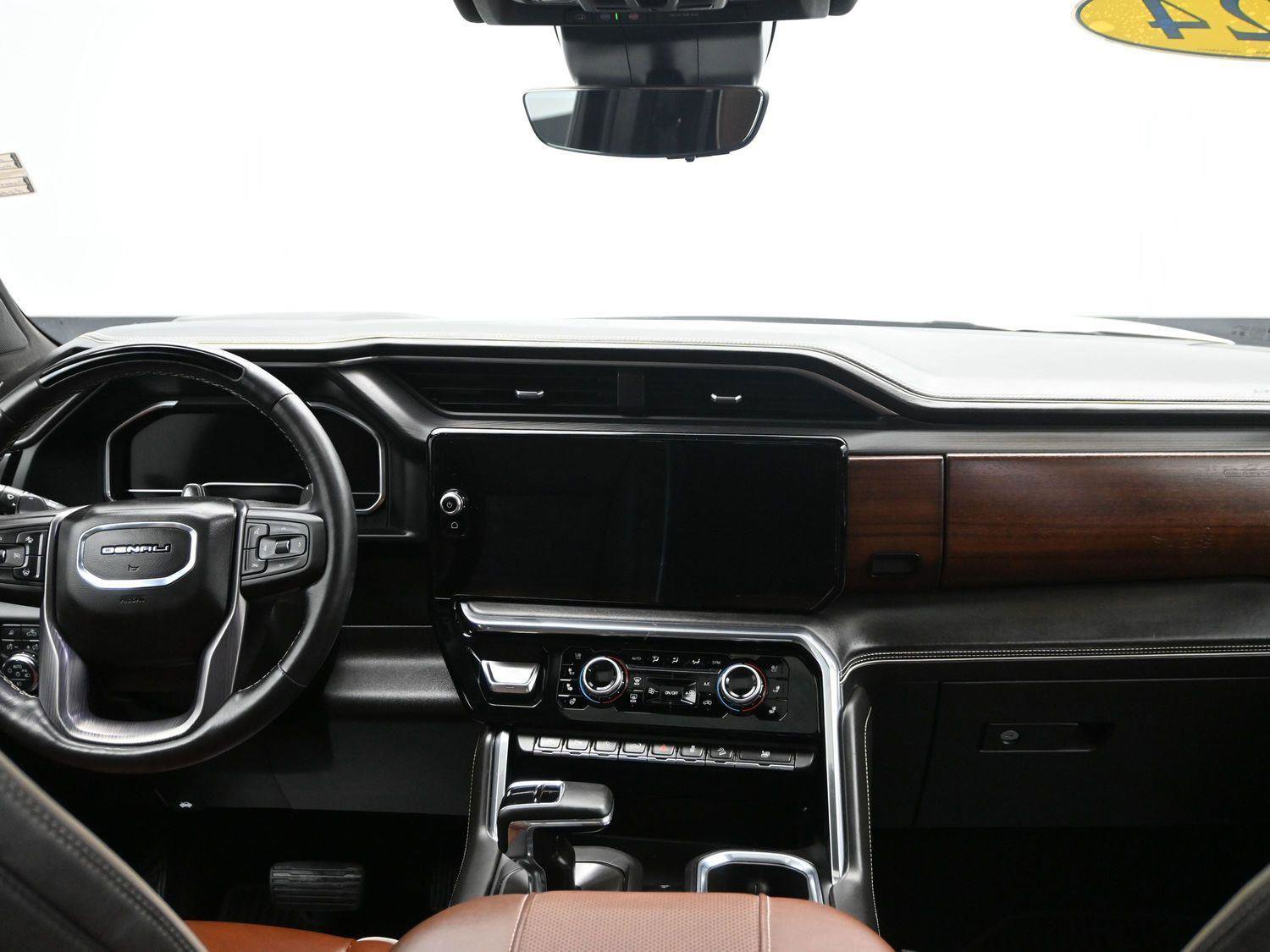 Used 2024 GMC Sierra 1500 Denali Ultimate image 16