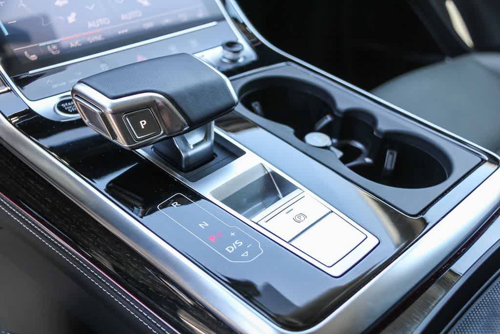 Used 2025 Audi Q7 3.0T Premium Plus w/ Premium Plus Package AWD/4WD image 20