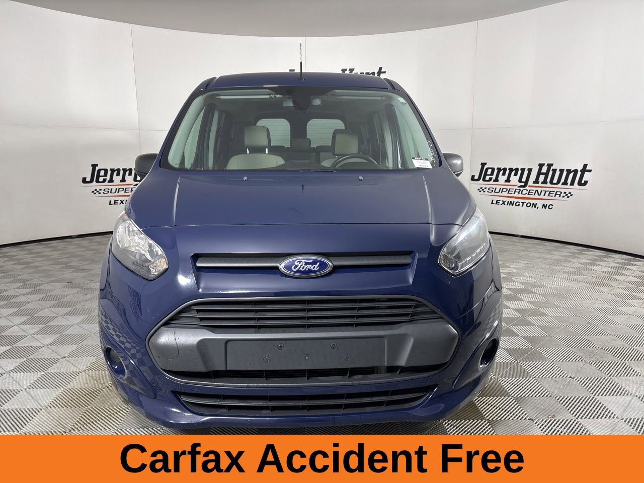 Used 2015 Ford Transit Connect XLT image 3