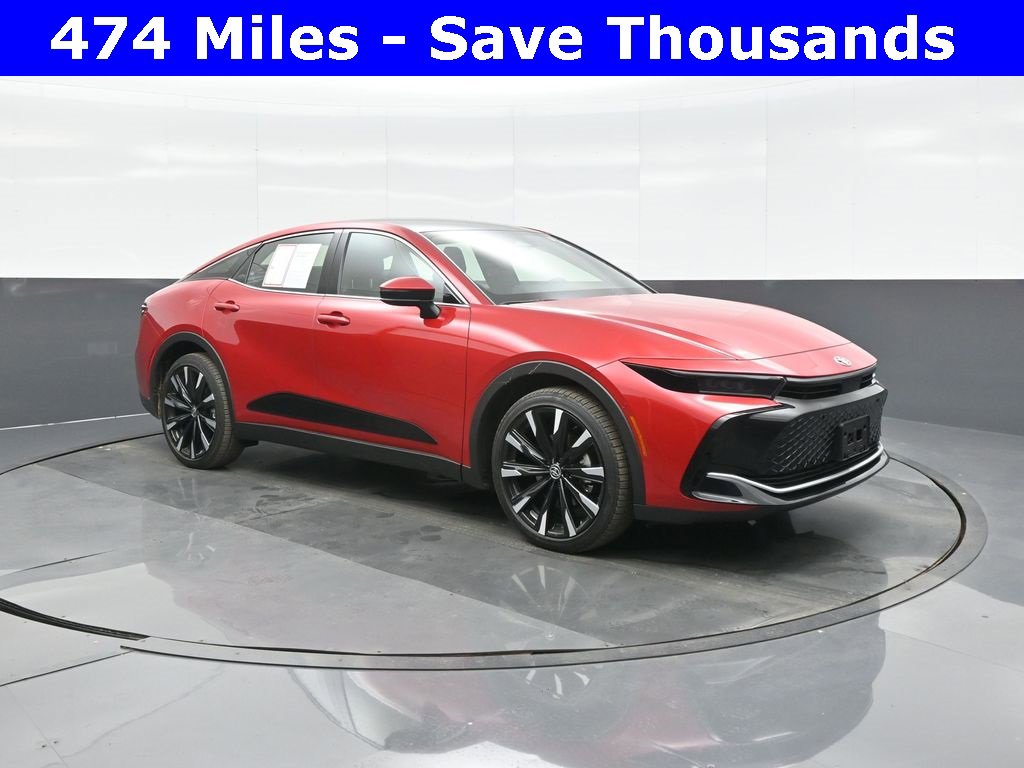 Used 2023 Toyota Crown Platinum