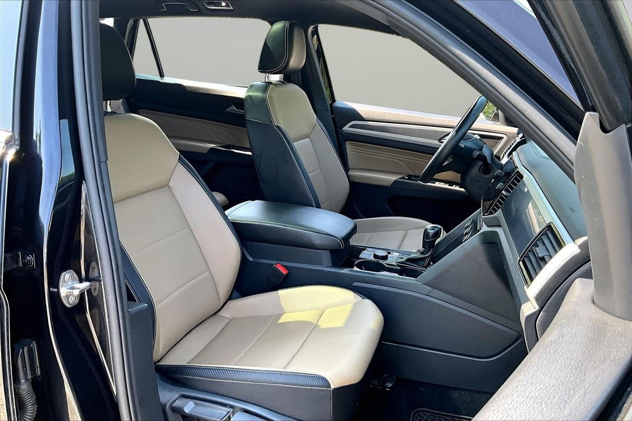 Used 2022 Volkswagen Atlas Cross Sport SE w/ Panoramic Sunroof Package AWD/4WD image 23