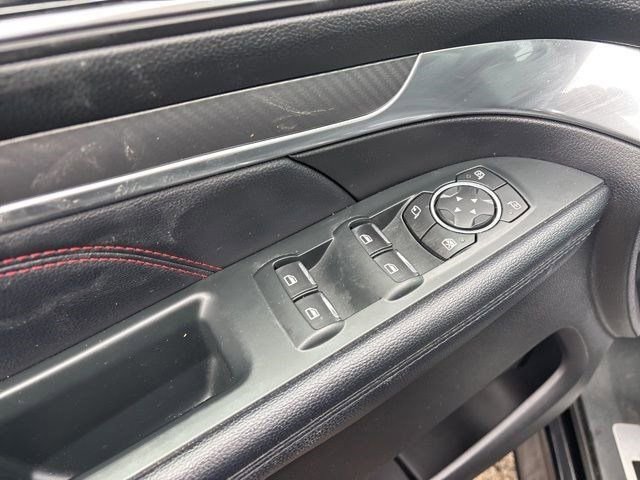 Used 2018 Ford Explorer Sport image 14