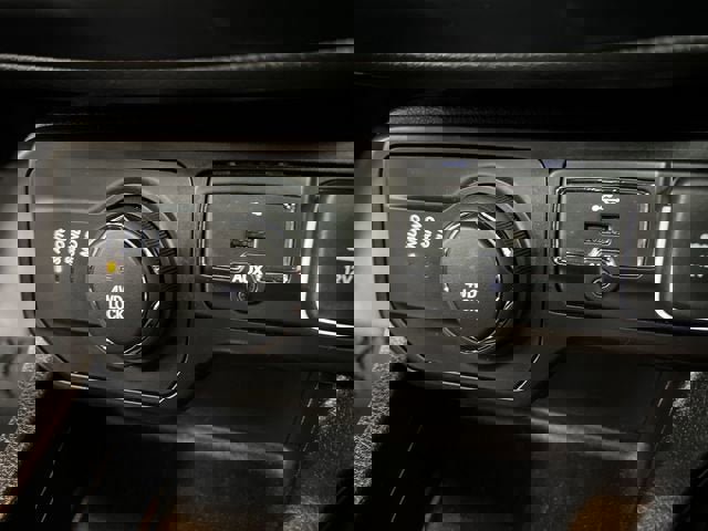 Used 2021 Jeep Renegade Latitude w/ Sun & Sound Group image 36