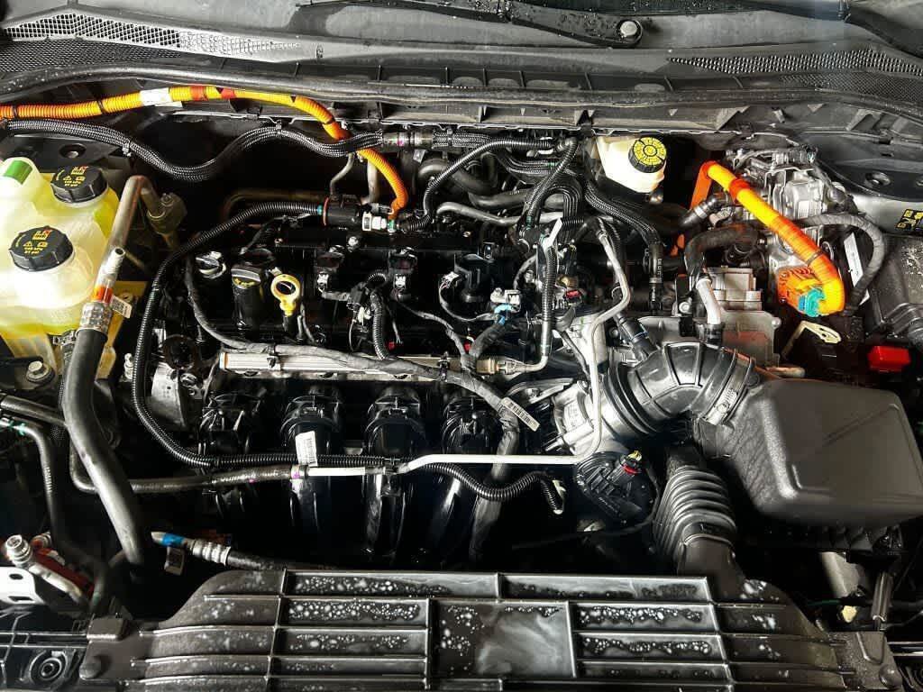 Used 2023 Ford Escape Platinum FWD image 34