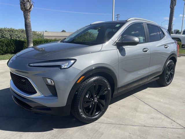 Used 2024 Buick Encore GX Sport Touring image 4