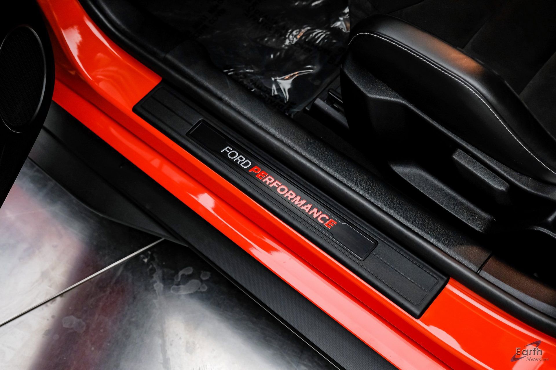 Used 2022 Ford Mustang Shelby GT500 w/ Technology Package image 44