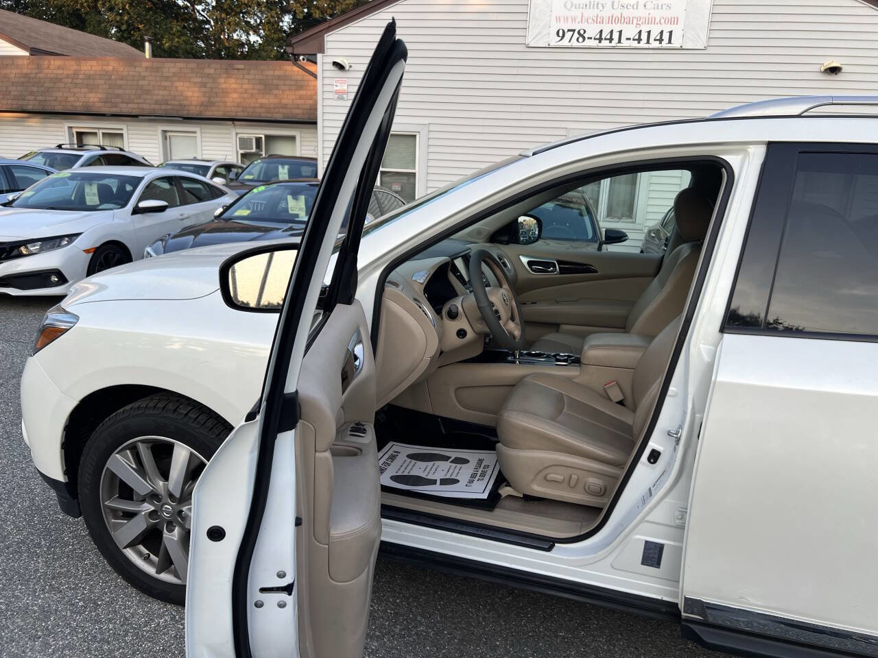 Used 2015 Nissan Pathfinder Platinum image 24
