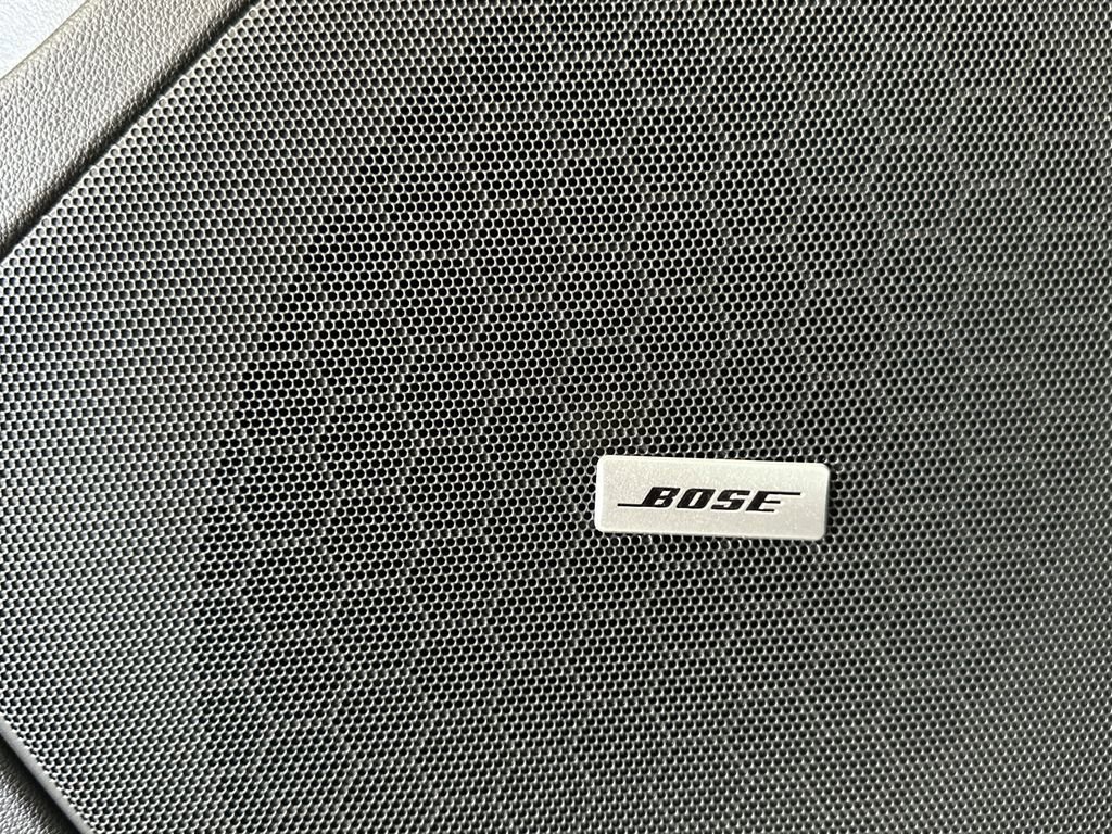 New 2026 Cadillac XT5 Luxury image 12